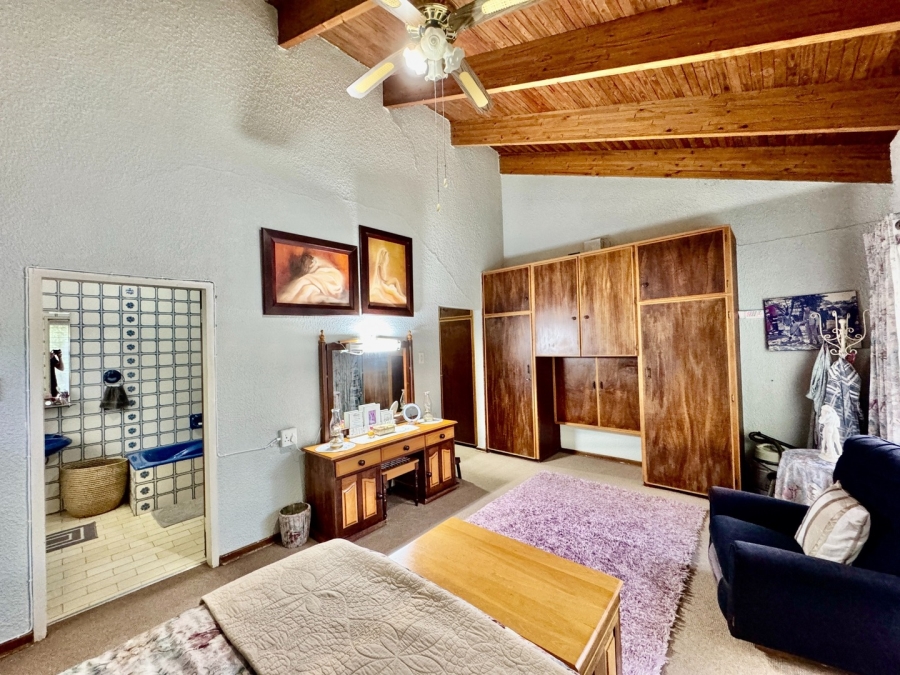 3 Bedroom Property for Sale in Van Der Hoff Park North West